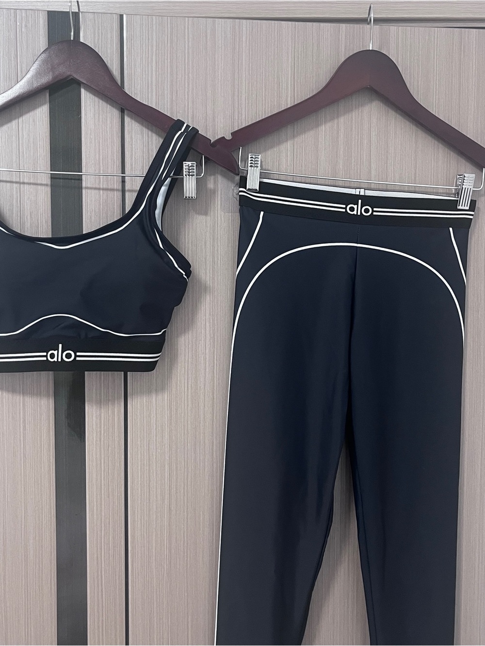 ALO Yoga Black Leggings and Sports Bra Set with White Piping